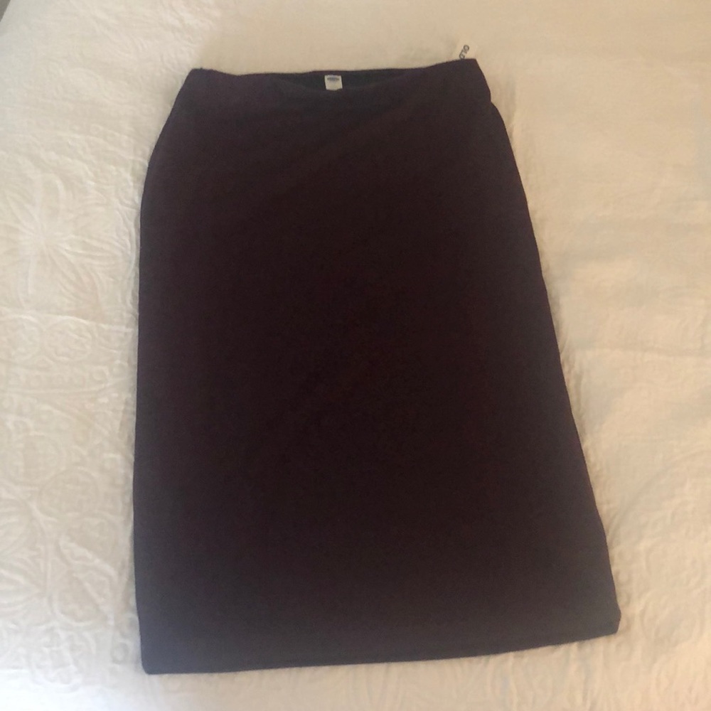 NWT burgundy below the knee stretch skirt